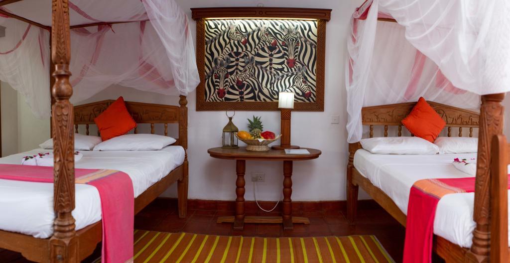 Mangro Hotel شاطئ دياني الغرفة الصورة