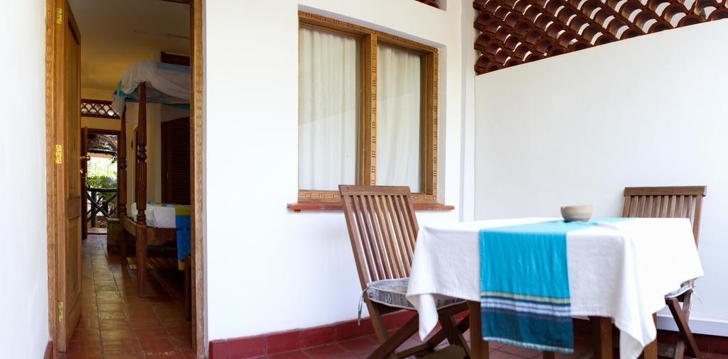 Mangro Hotel شاطئ دياني الغرفة الصورة