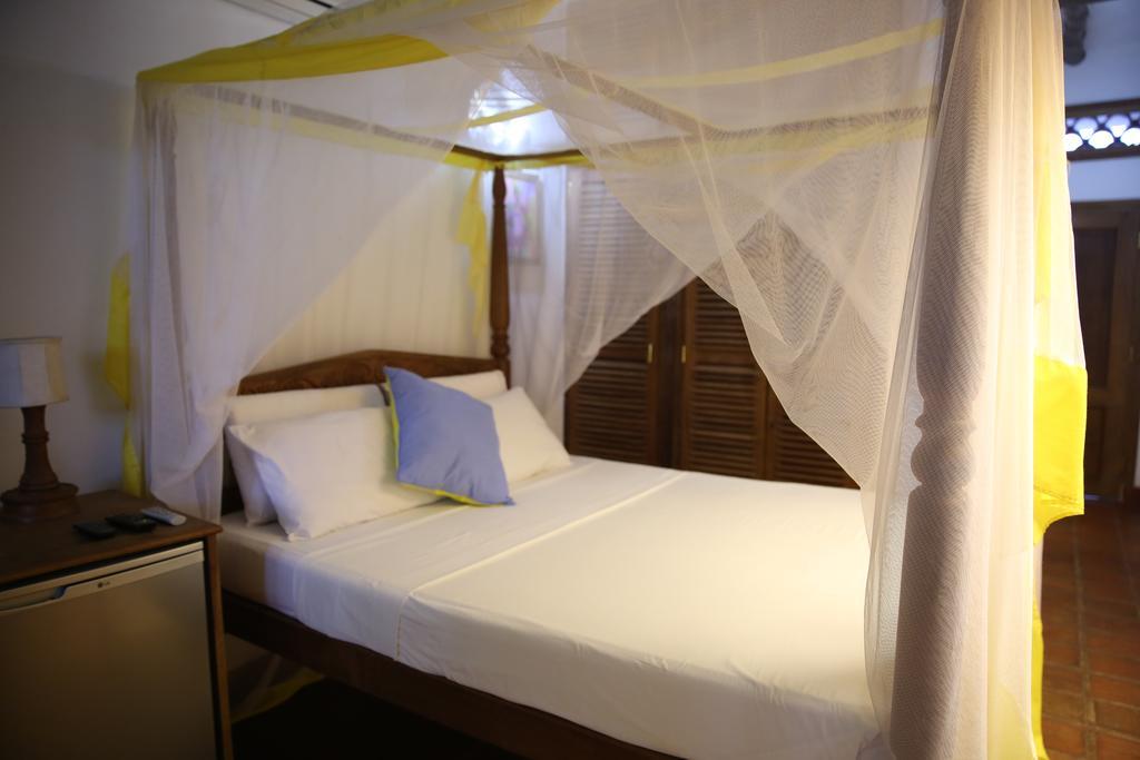 Mangro Hotel شاطئ دياني المظهر الخارجي الصورة